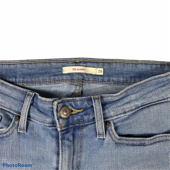 Levi’s 711 Skinny Distressed Medium Wash Jeans - Picture 7 of 8